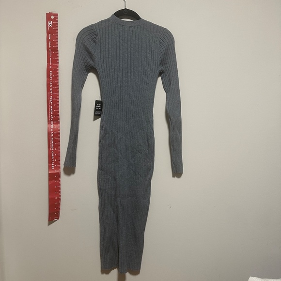 Express sweater dress - Picture 3 of 3